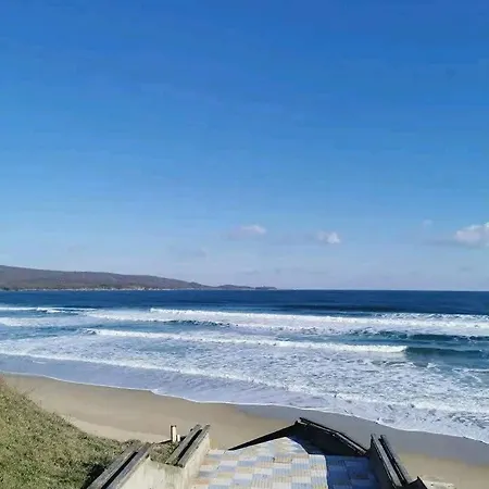 Rita's - Family By The Sea Apartment Primorsko